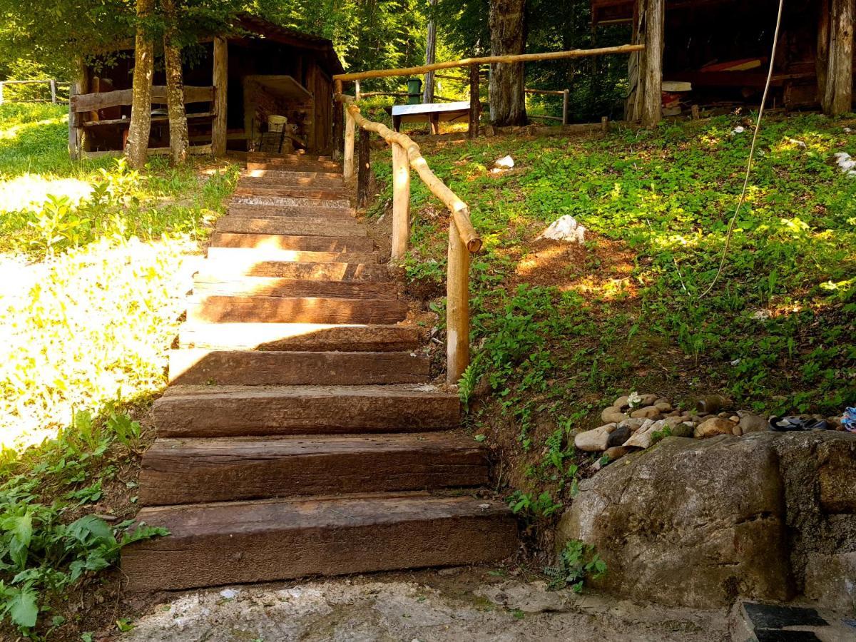 Holiday Home Radocaj Szluin Kültér fotó