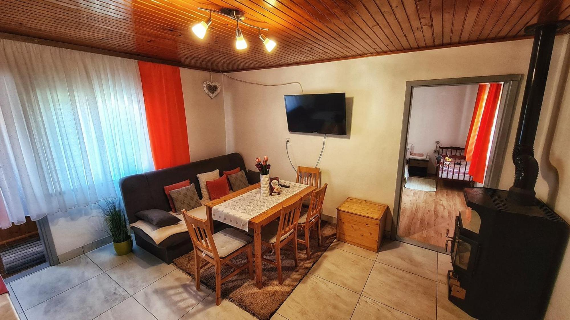 Holiday Home Radocaj Szluin Kültér fotó