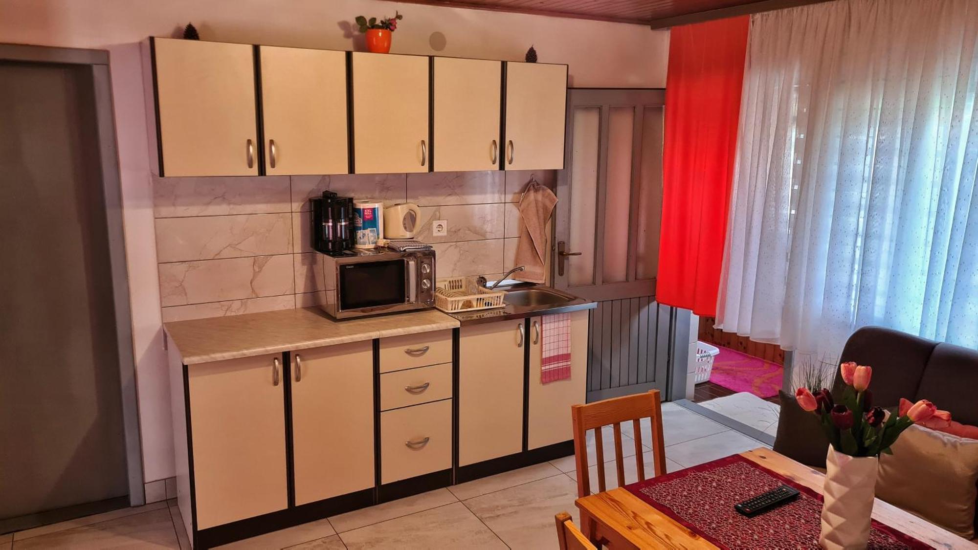 Holiday Home Radocaj Szluin Kültér fotó
